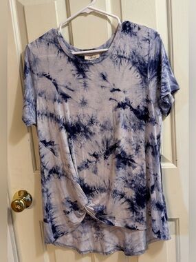 Como Blu Navy Tie-Dye Short Sleeve Knot Front Tee | Coastal | Casual Summer | L